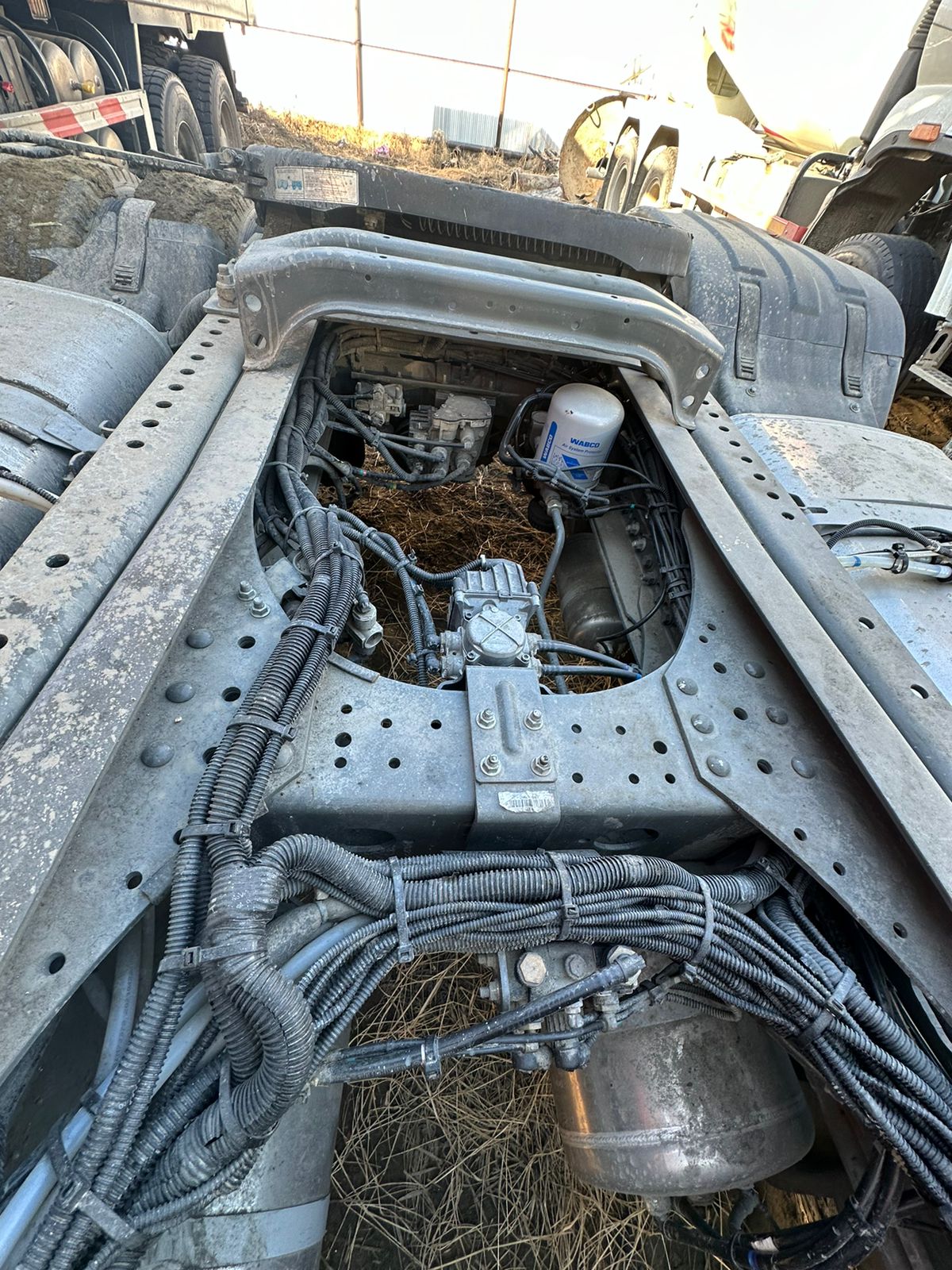 SITRAK C7H 4x2 Седельный тягач 2023 г. - фото 8